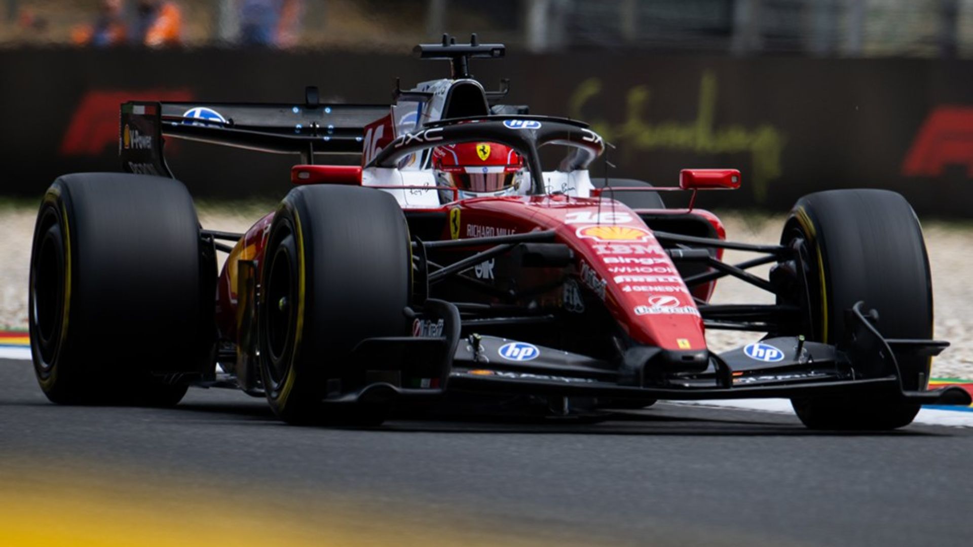 Ferrari pega punição leve por infração com pneus após TL1 do GP da Bélgica