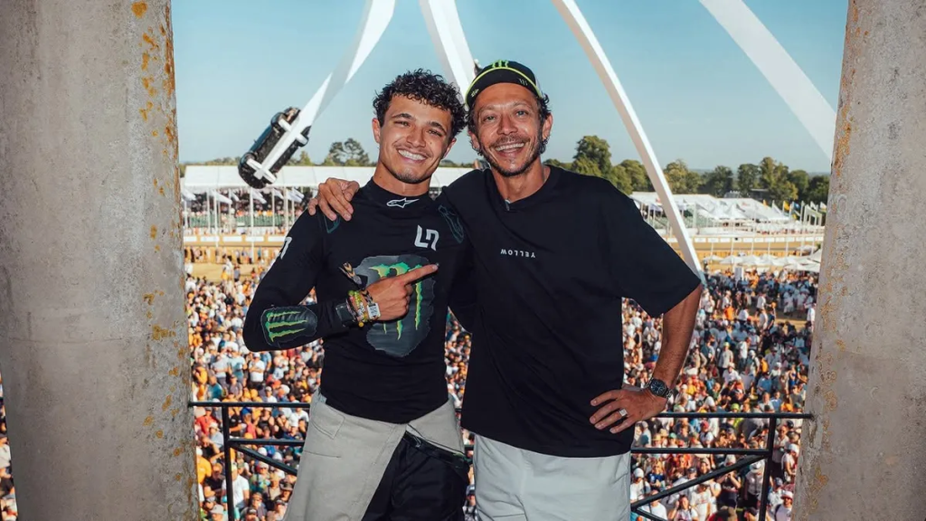 Norris celebra “sonho” ao encontrar Rossi em Goodwood: “Conheçam seus heróis”