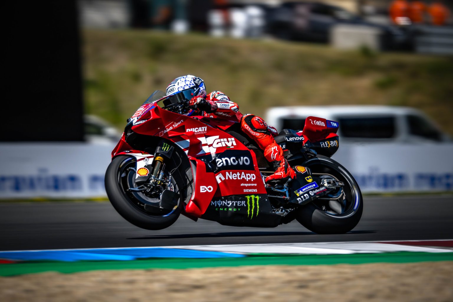 Marc Márquez anuncia unas vacaciones más cortas para poder recuperarse de su hombro