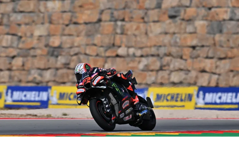 Bezzecchi arranha cartaz de Marc Márquez e acende alerta na Ducati no dia 1 em Aragão