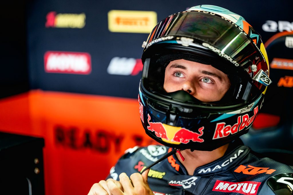 Perrone ficha por MSi y anuncia continuidad en Moto3 en 2027