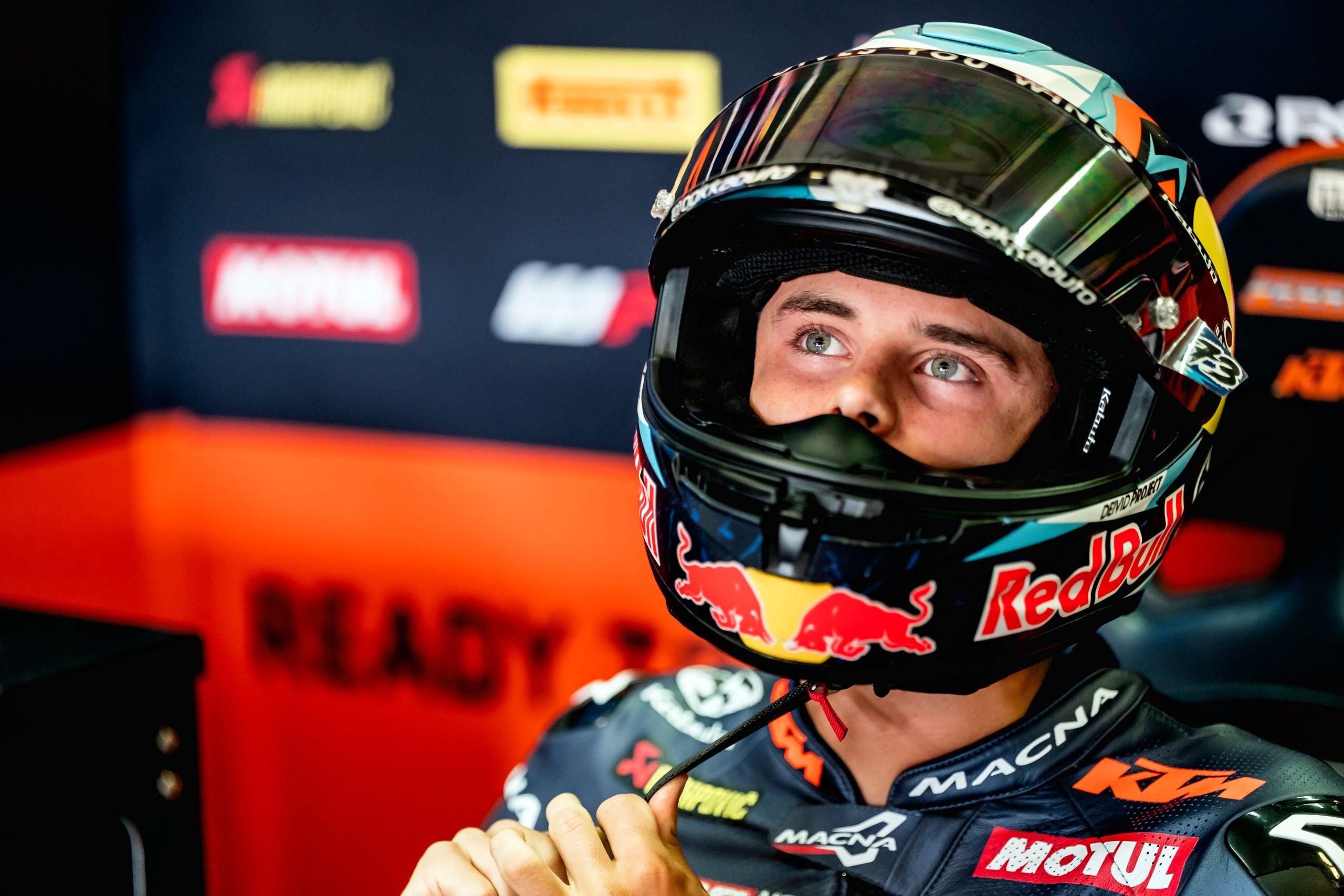 Perrone ficha por MSi y anuncia continuidad en Moto3 en 2027