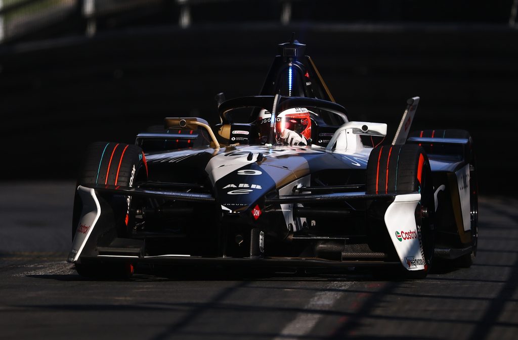 Evans toma la delantera en la lucha por el título y lidera la FP1 del ePrix de Londres de la Fórmula E