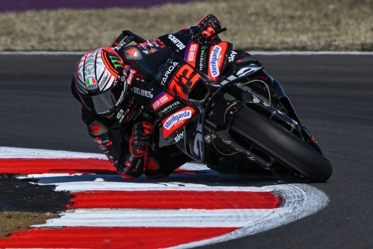 Aprilia revela estratégia para diminuir erros de Bezzecchi: “Não queremos pressionar mais”