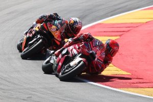 Acosta told KTM he wants to face Márquez on the same Ducati: “I want to beat Marc with the same weapon”