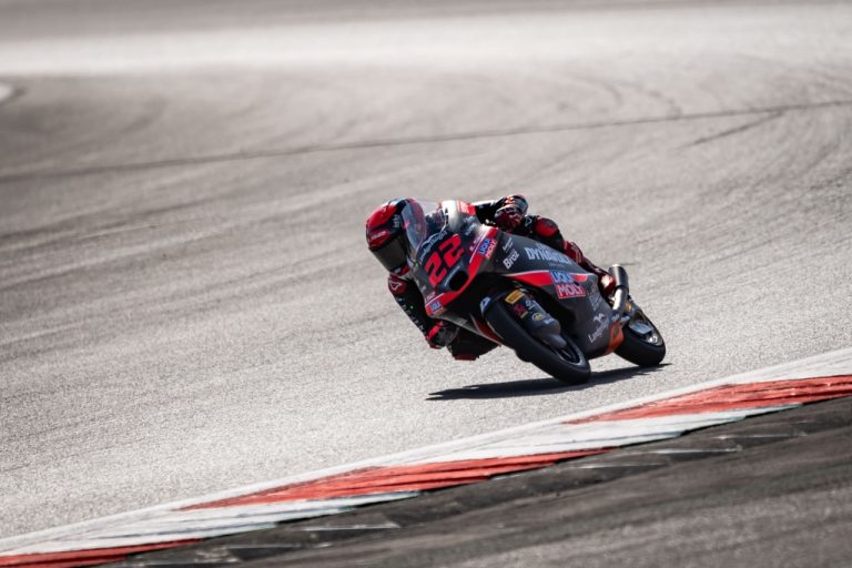 Almansa ignora rivais e domina dia de treinos da Moto3 em Aragão. Quiles é 8º