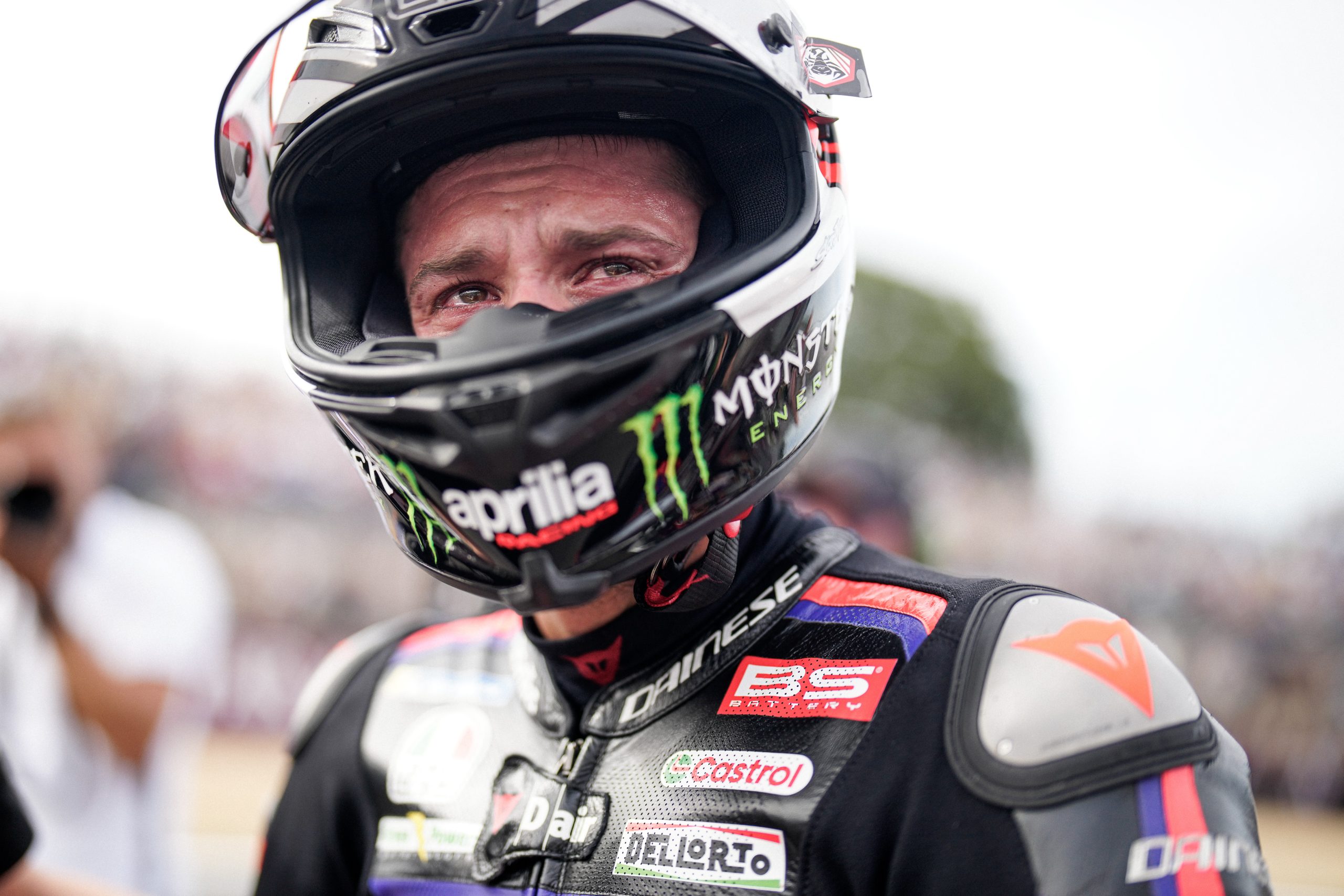 Bezzecchi se emociona e fala em “virada de página” na MotoGP após pódio em Silverstone