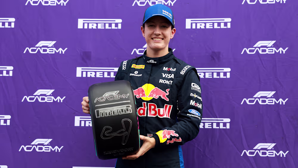 Palmowski supera Larsen e crava pole da F1 Academy em Zandvoort. Ferreira bate