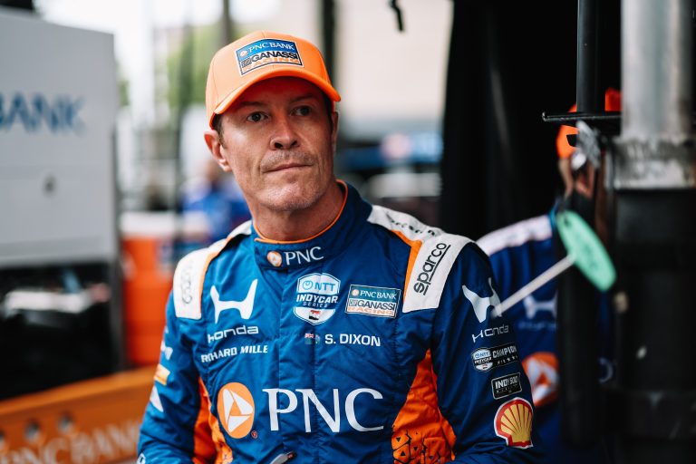 Kanaan lamenta quarentena de Dixon na McLaren até o fim de 2026: “Não é o ideal”