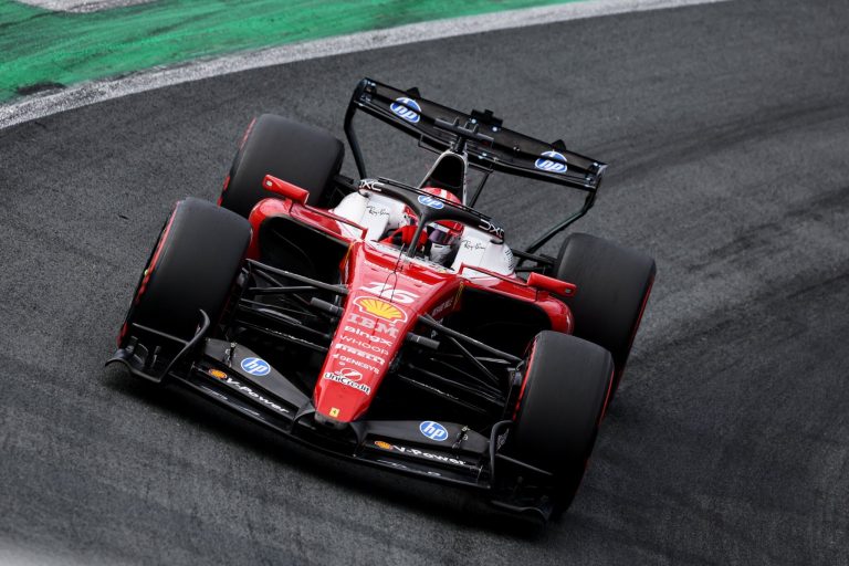 Leclerc critica estrategia de Ferrari y minimiza enfrentamiento con Hamilton en Países Bajos