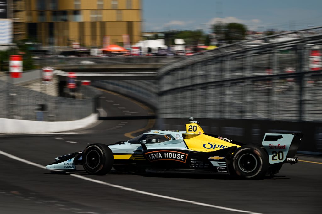 20) Alexander Rossi | +24 voltas | NC