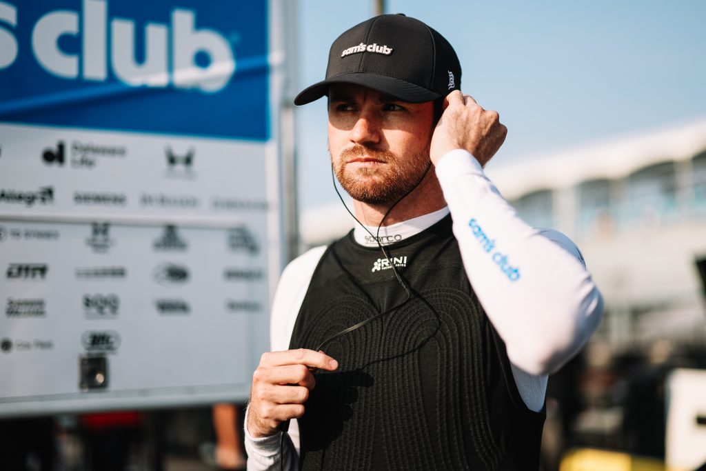 21) Kyle Kirkwood | +37 voltas | NC