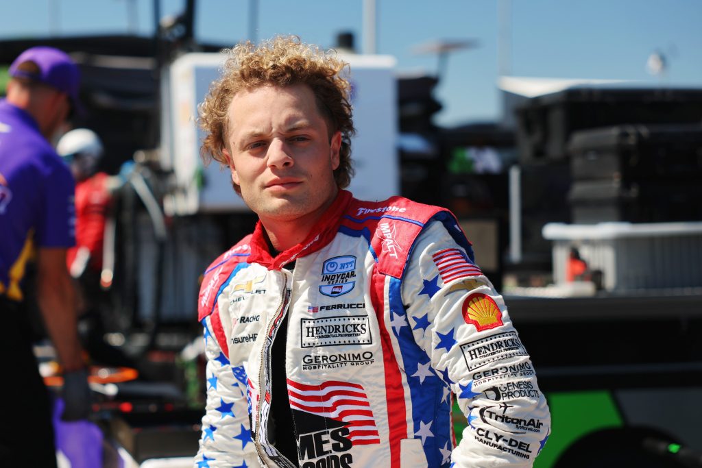21) Santino Ferrucci | Foyt Chevrolet | +1 volta
