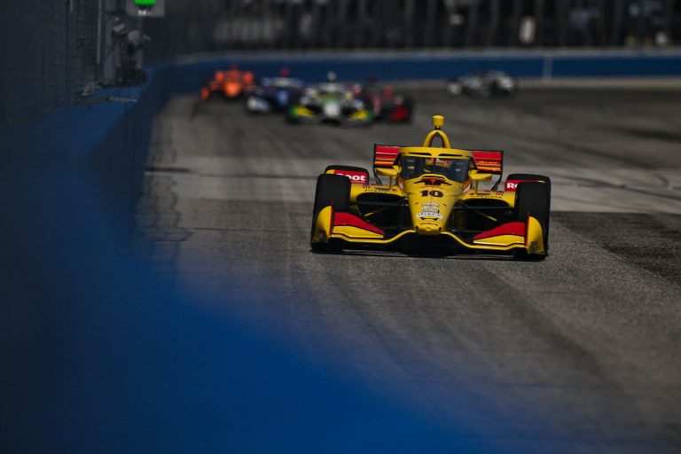 Palou é 10º e conquista pentacampeonato da Indy. O’Ward vence GP de Milwaukee 1