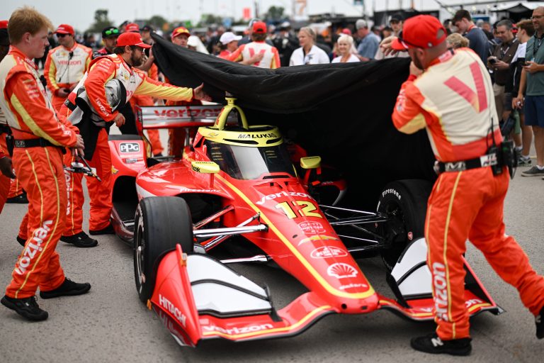 Chuva volta a aparecer e interrompe GP de Milwaukee 1 da Indy 2026