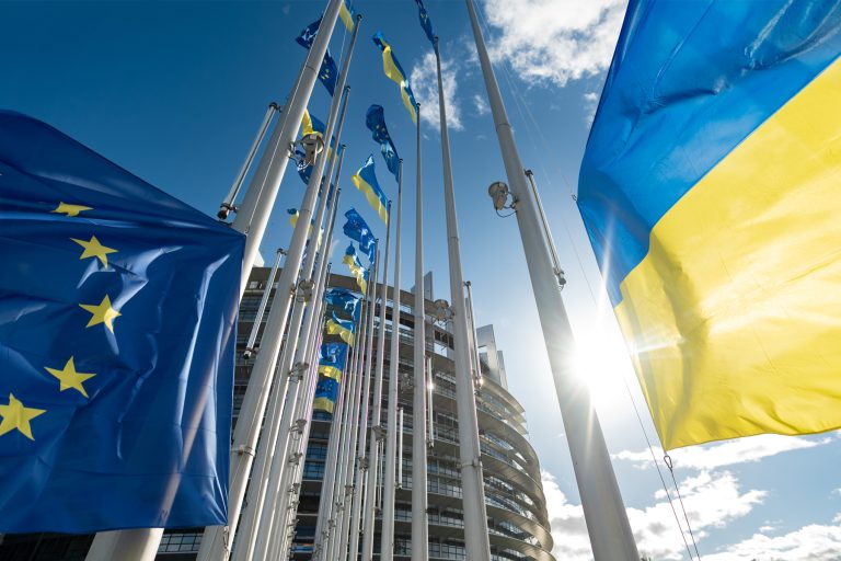 Ministro da Ucrânia pede volta de restrição da FIA para pilotos e equipes da Rússia