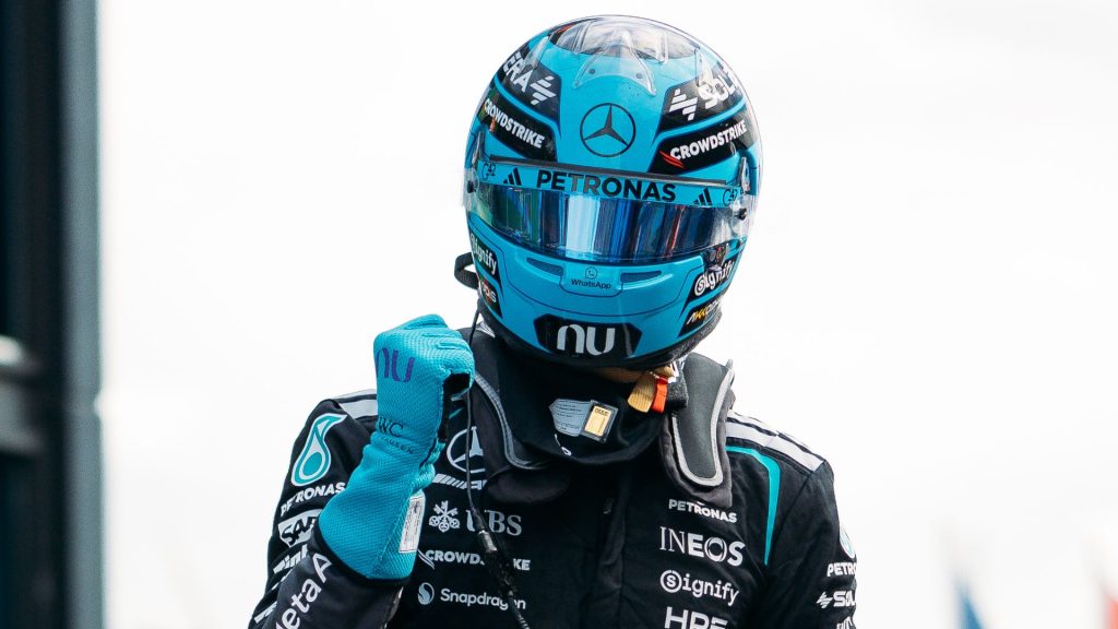 Pole de Russell em Zandvoort reforça cenário equilibrado na volta das férias