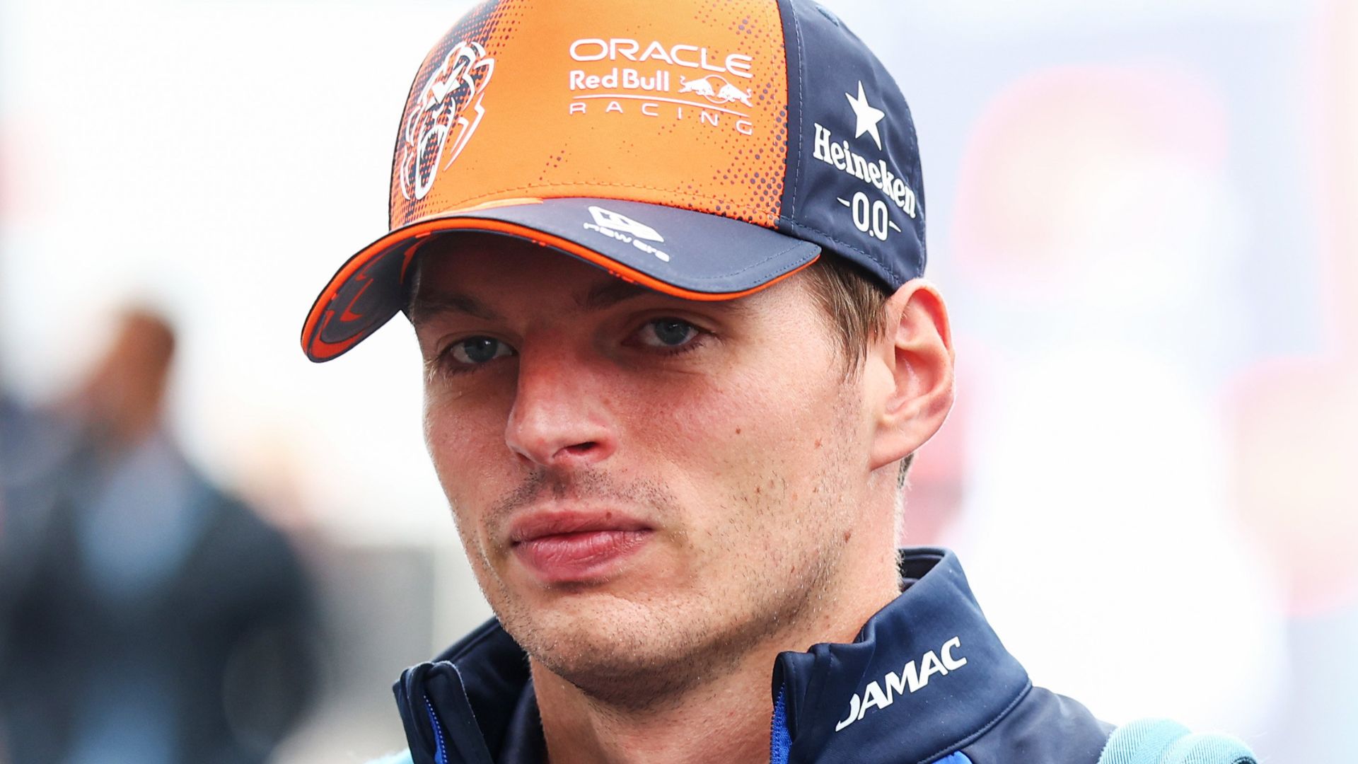 Verstappen reforça críticas à F1 2026 após classificação: 'Fácil andar no limite'