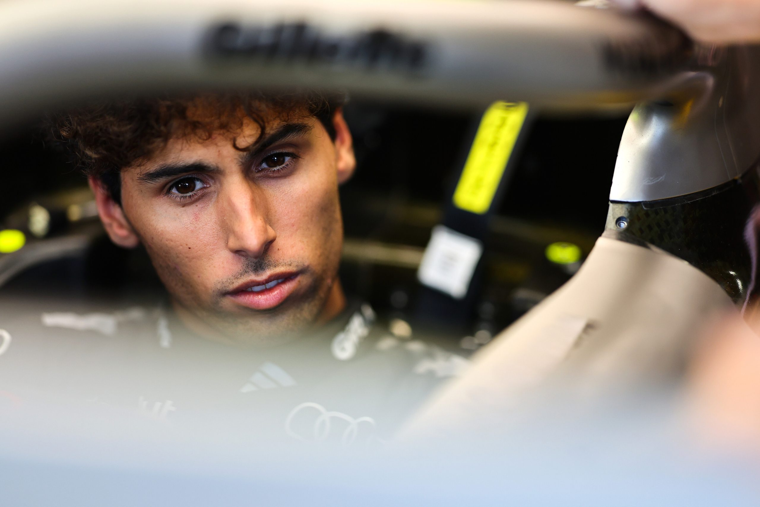 Bortoleto empata com Hülkenberg nos Países Baixos: duelo de companheiros na F1 2026