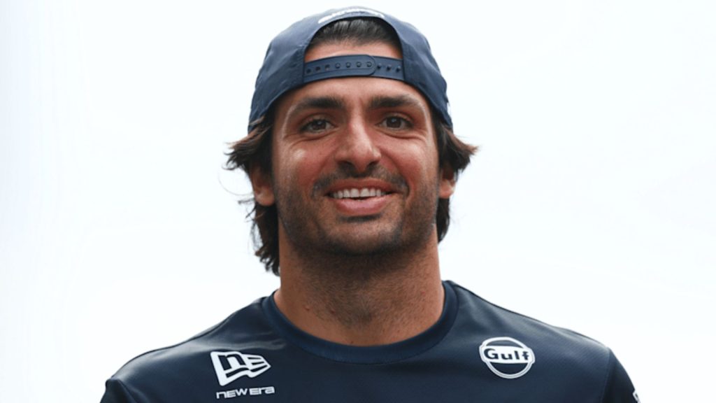 Sainz mexe na suspensão e parte dos boxes na corrida sprint do GP dos Países Baixos