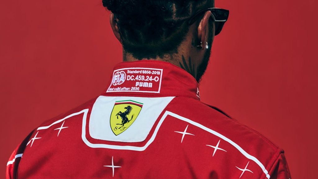 Ferrari divulga macacão com homenagem a Schumacher para GP da Itália