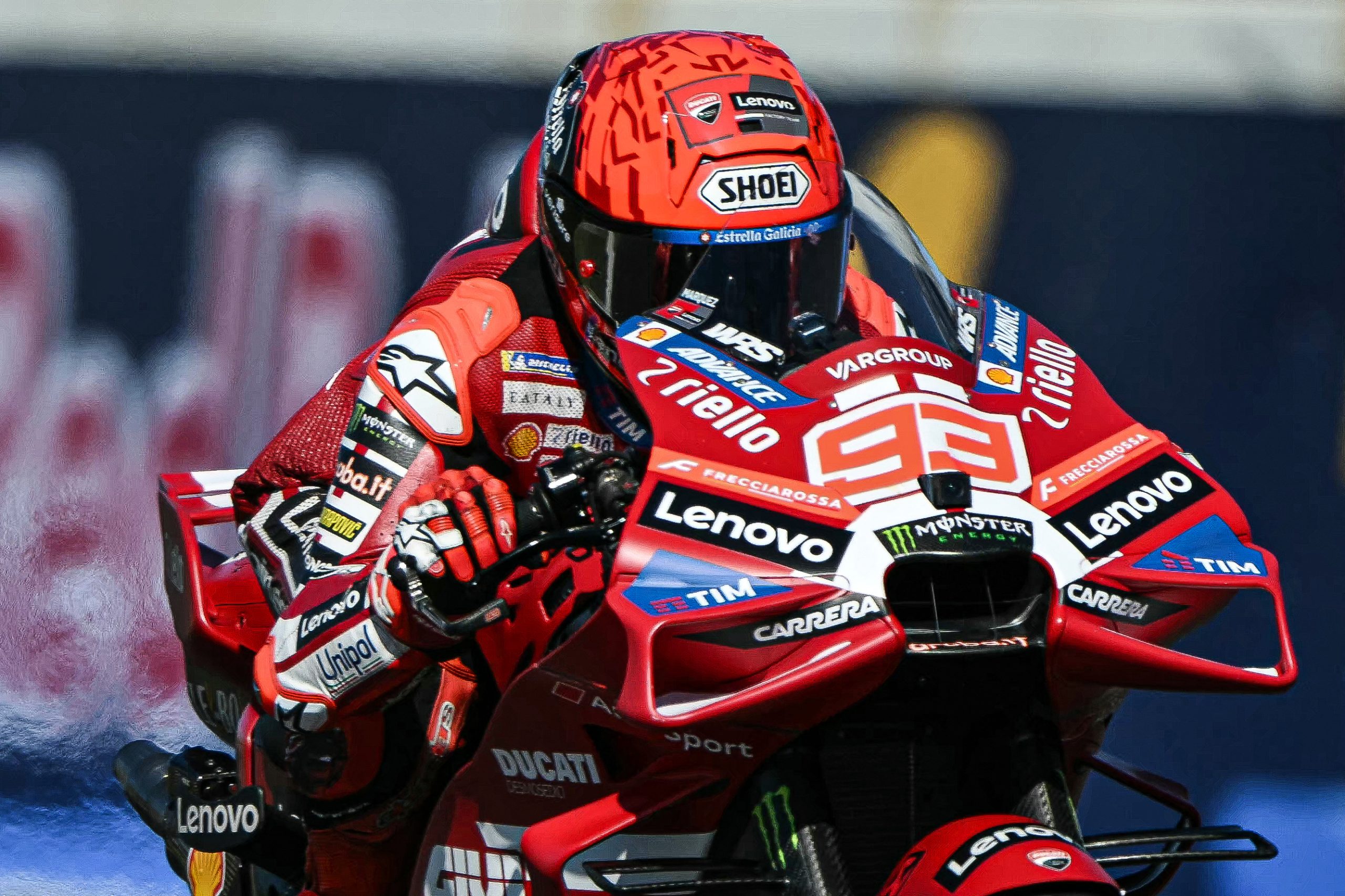 Marc Márquez surpreende e diz que vai ler livro de Rossi. Mas “só quando estiver aposentado”