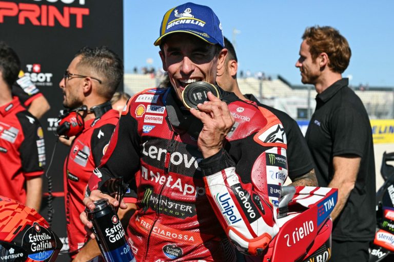 Marc Márquez celebra vitória na sprint, mas mira corrida principal: “Importante é amanhã”