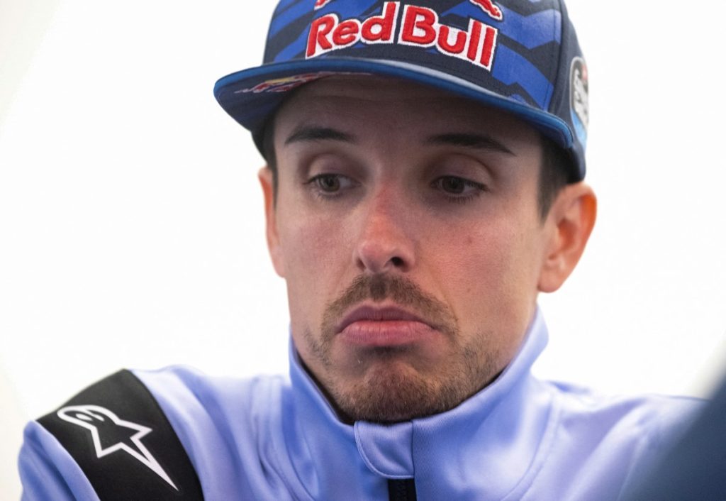 Álex Márquez culpa freios por queda durante treino na Áustria: “Problema estranho”