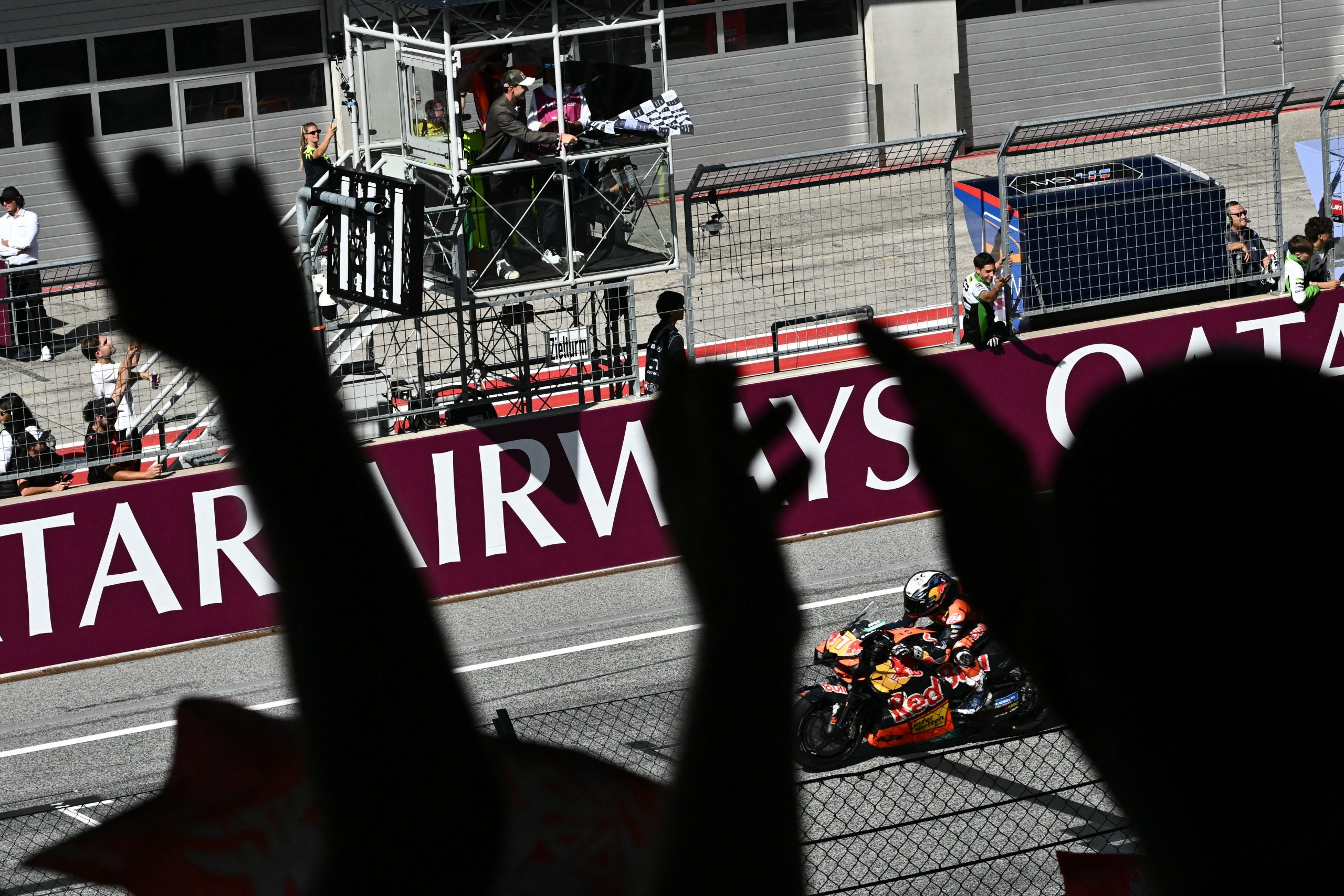 Acosta assume que teve medo de errar no GP da Áustria: “Estava cagando nas calças”