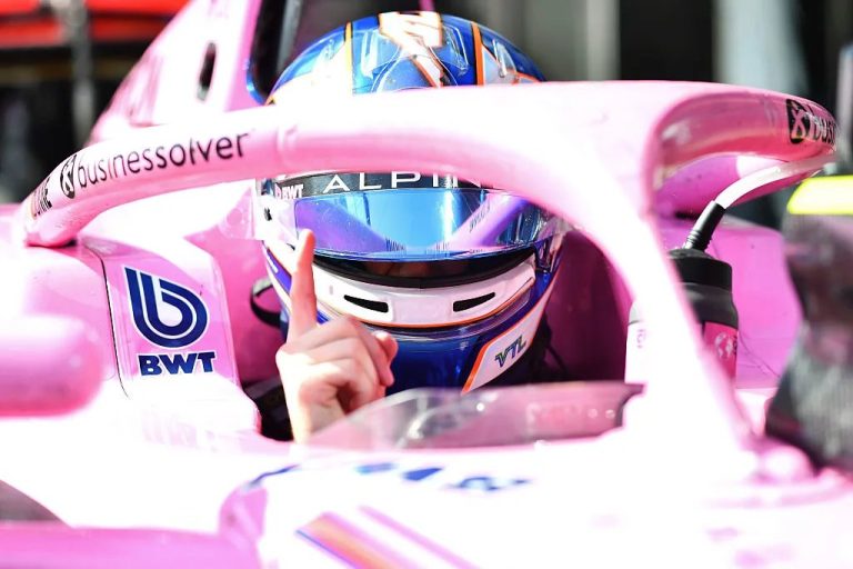 Dunne vence caótica corrida 2 da F2 em Baku. Câmara assume liderança com ultrapassagem no fim