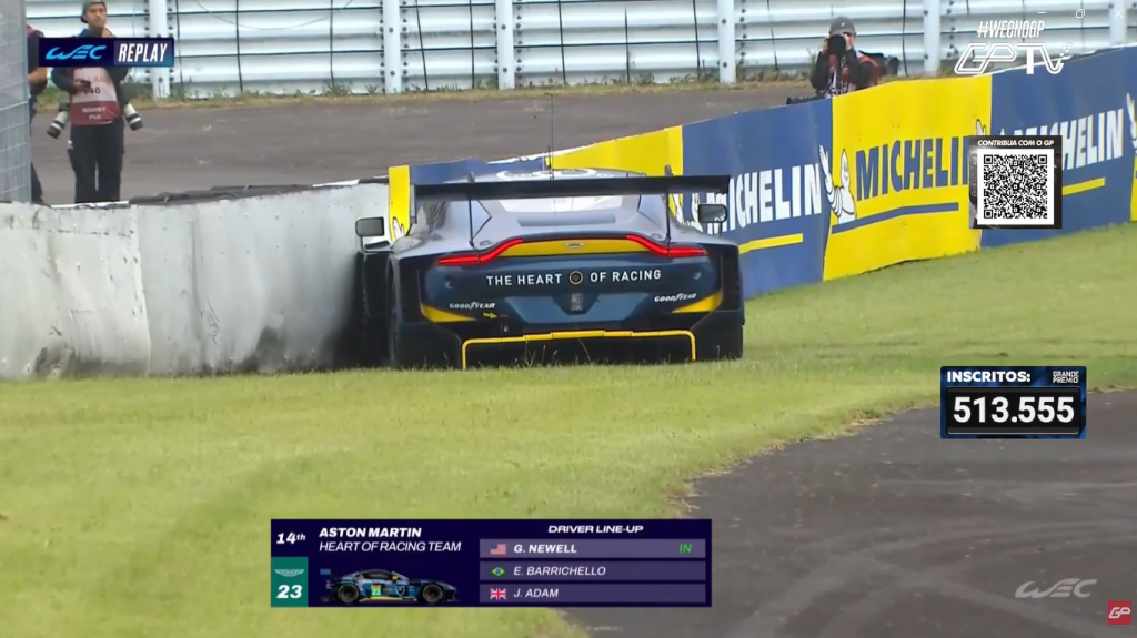 Newell bate a bordo de Aston Martin #23 de Barrichello e provoca safety-car em Fuji