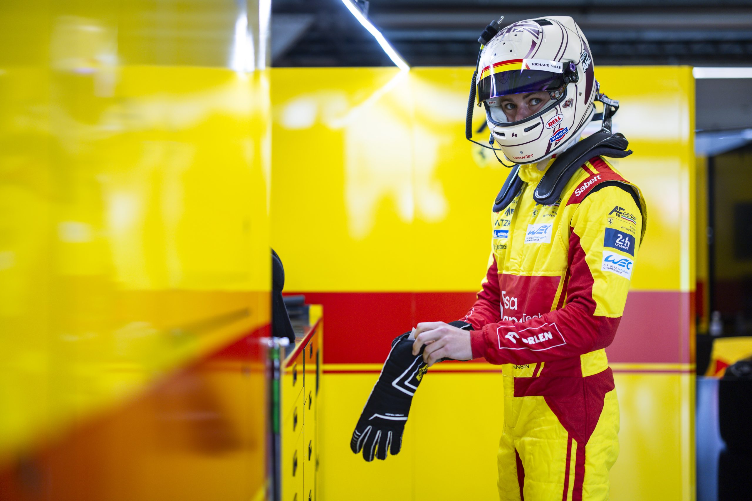 Ferrari anuncia renovação do contrato de Hanson como piloto de fábrica no WEC