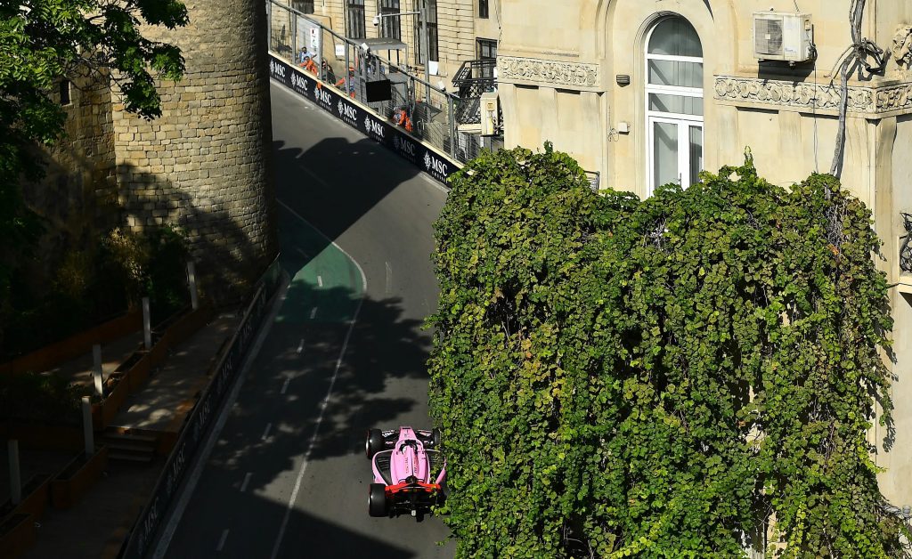 Quais horários das corridas 1 e 2 da Fórmula 2 em Baku