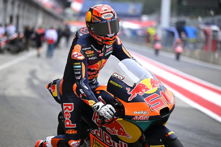 Uriarte bate a Almansa y se queda sobre el final con la pole de Moto3 en Austria; Perrone, 12° y Morelli, 23°