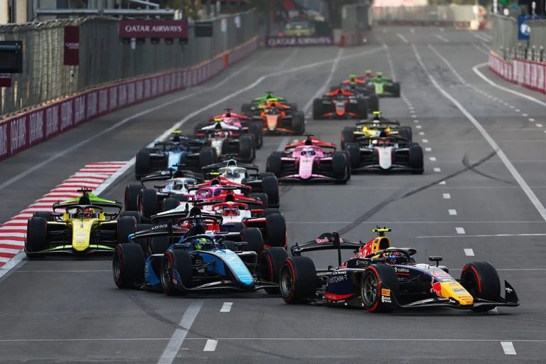 Onde assistir à corrida 3 da Fórmula 2 no Azerbaijão