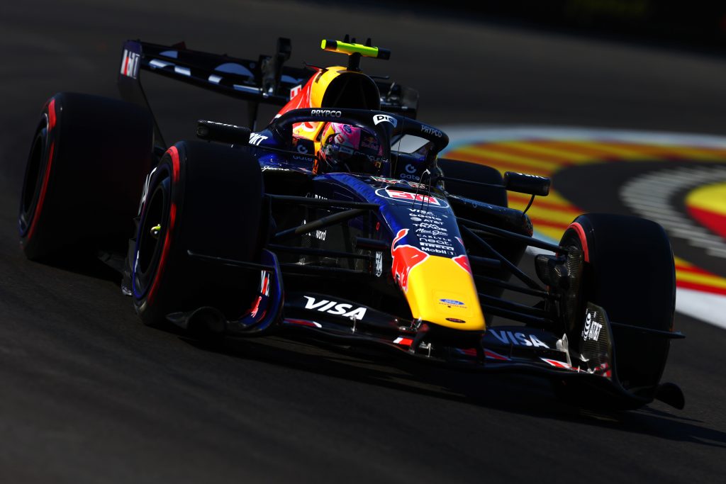 Red Bull exalta “ótimo trabalho” de Lawson na F1 2026: “Muito calmo no carro”