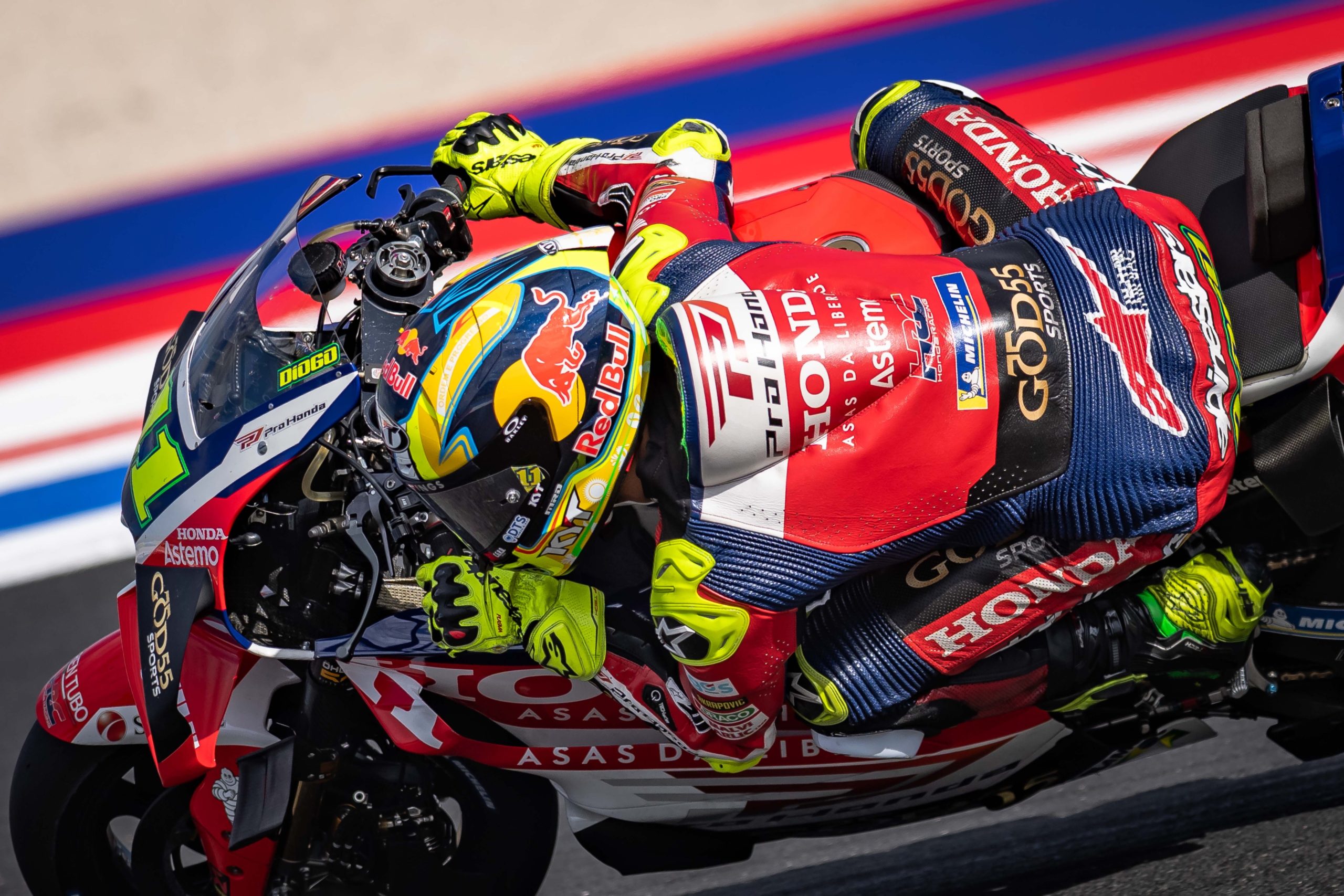 Moreira aproveita chance e lidera teste da Pirelli com motos de 850cc na Áustria