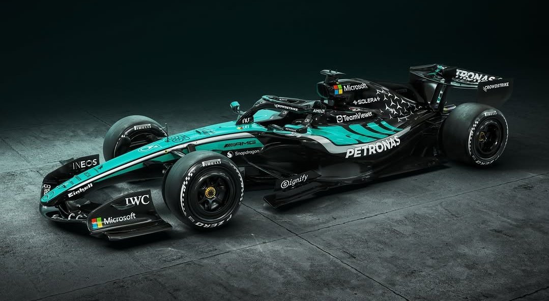 Mercedes divulga nova pintura em ação com patrocinador no retorno da F1 à Malásia