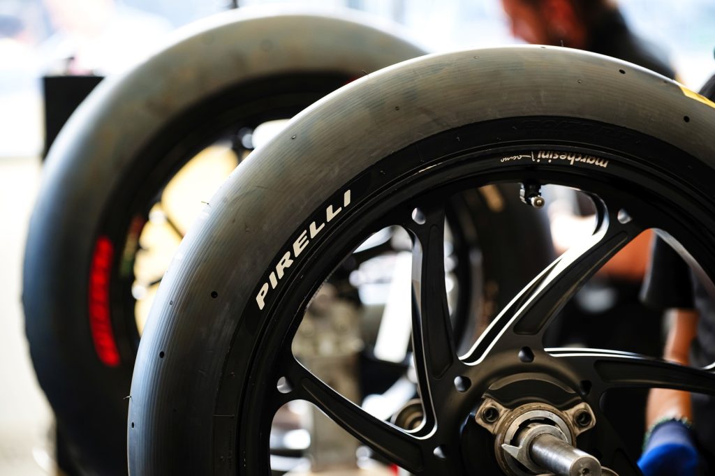 Juliana Tesser: “Queixa de pilotos é justa, mas não há solução simples para testes da Pirelli”
