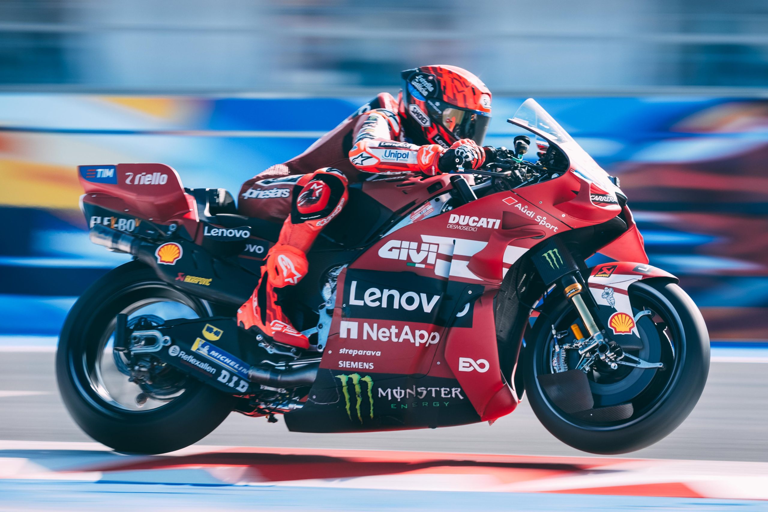 Marc Márquez beats Martín to sweep Misano weekend and take MotoGP championship lead