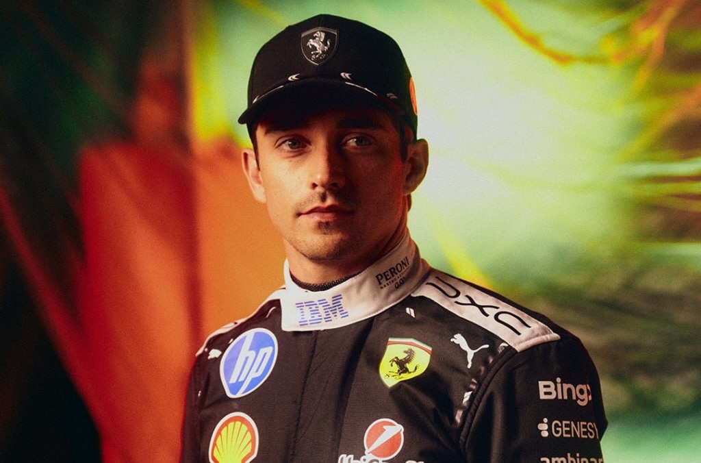 Ferrari lança macacão especial para Leclerc no GP de Singapura de F1
