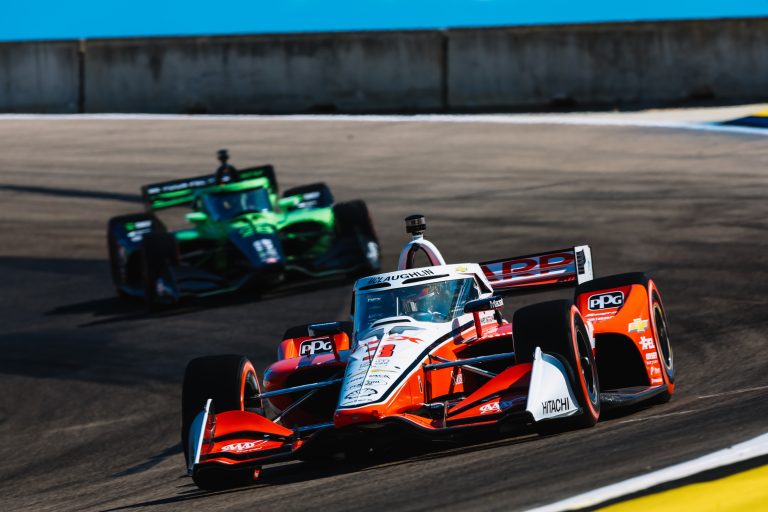 McLaughlin brilha em Laguna Seca e conquista pole do GP de Monterey da Indy