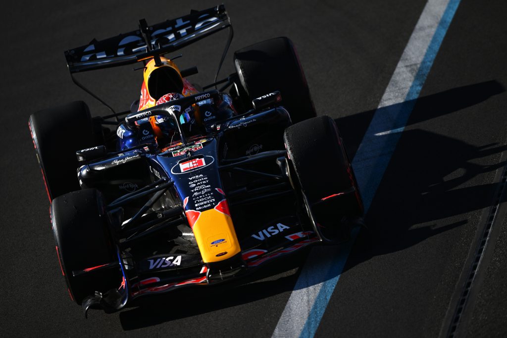 Verstappen se irrita com confusão em Madri e detona corrida: “Porra de Mickey Mouse”