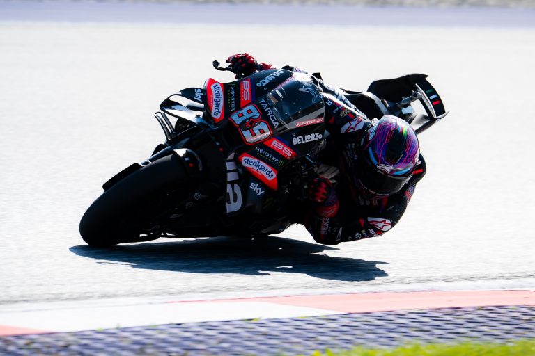 Martín surpreende concorrência e conquista pole da MotoGP na Áustria. Moreira é 16º