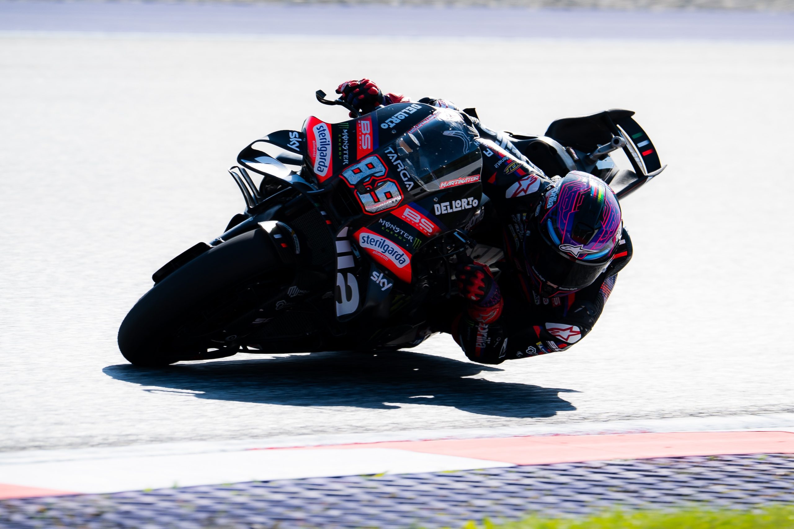 Martín surpreende concorrência e conquista pole da MotoGP na Áustria. Moreira é 16º