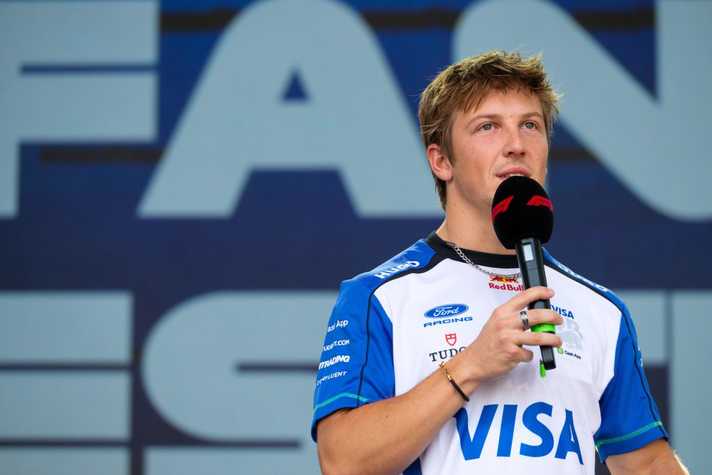 Lawson sorprende en Austin: tocará con su hermano y amigos de infancia antes del GP de F1