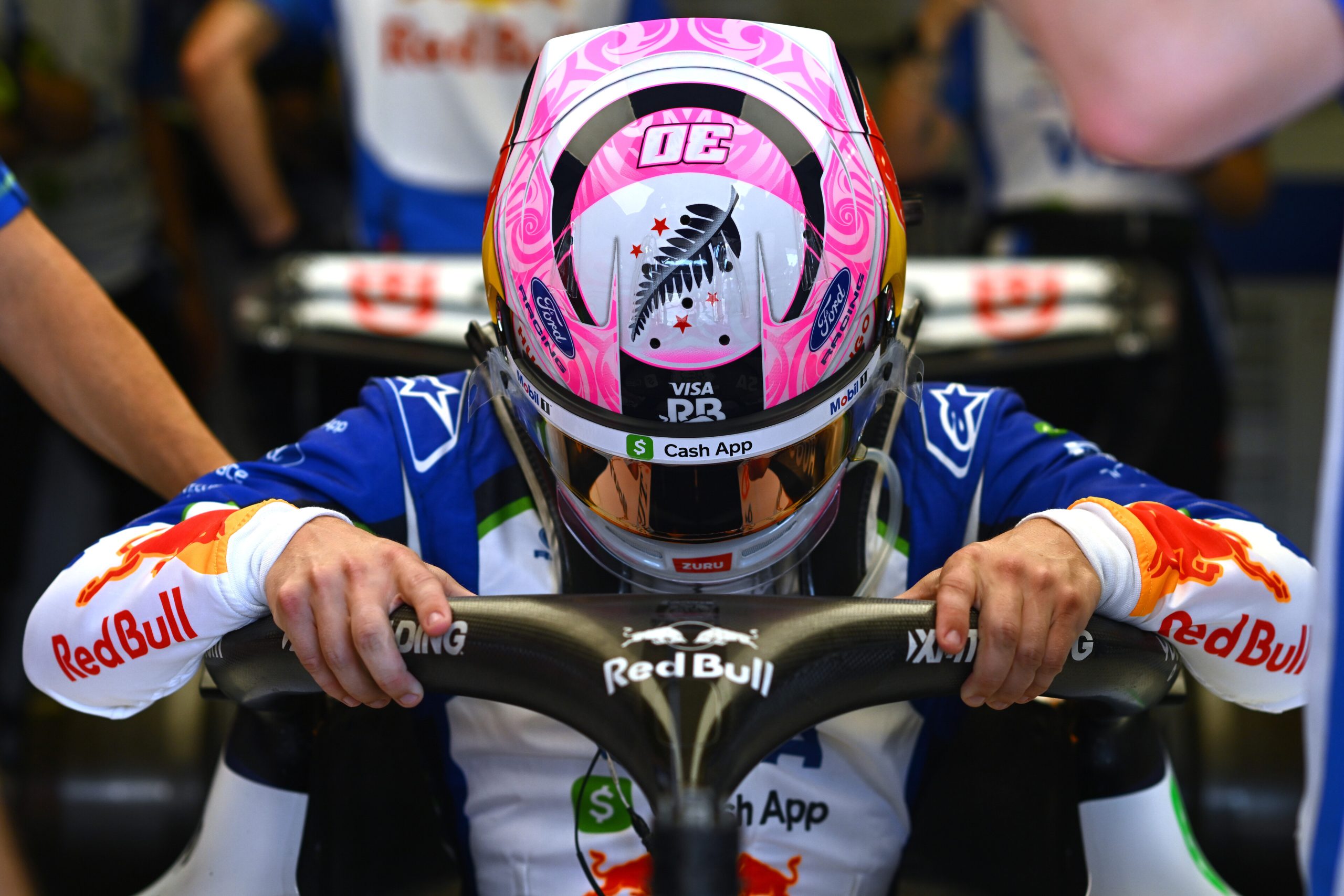 Lawson questions lack of penalty after Lindblad collision ruins Baku race