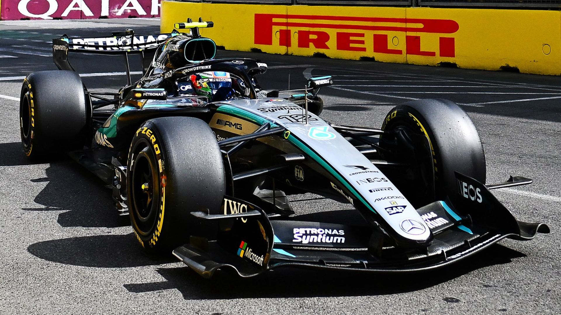 Antonelli elogia carro da Mercedes e corrida de recuperação em Baku: “É o que merecemos”