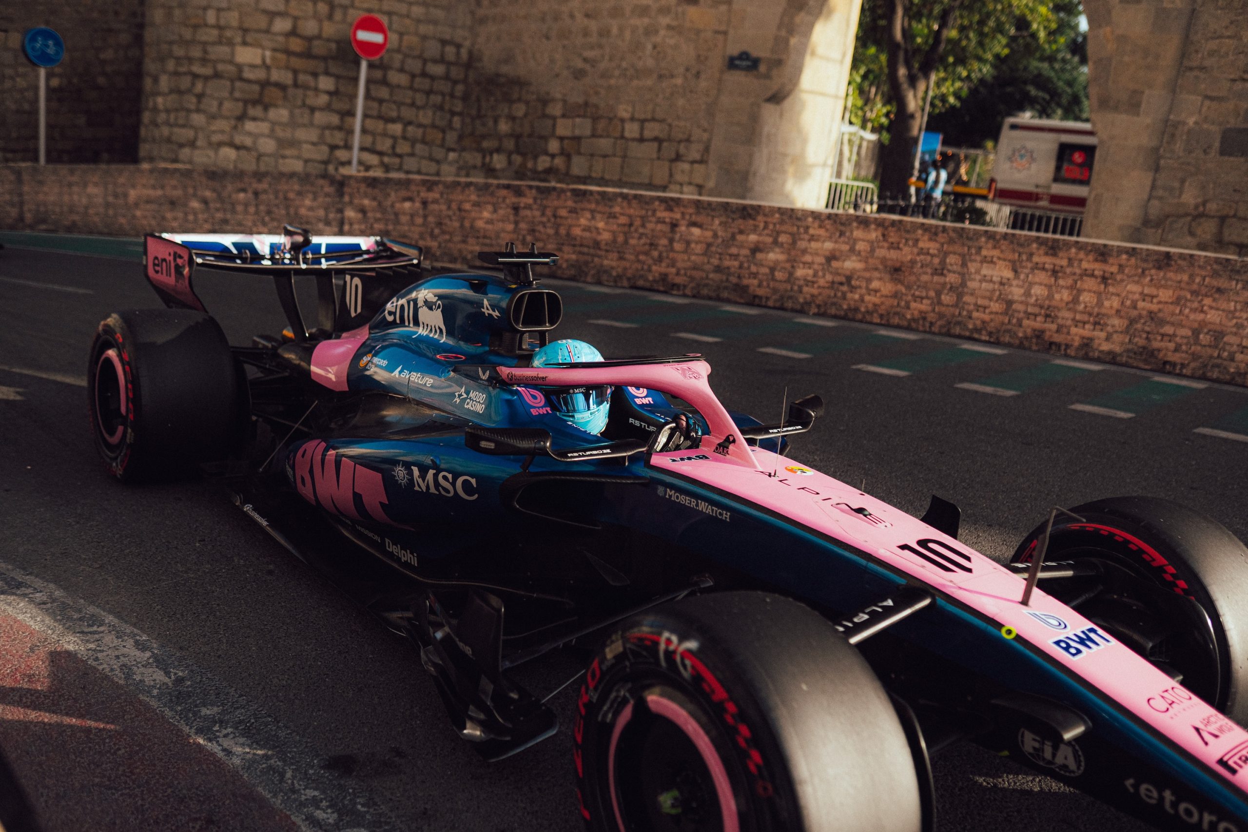 Gasly revela mau pressentimento e lastima abandono duplo da Alpine em Baku: “Sem palavras”