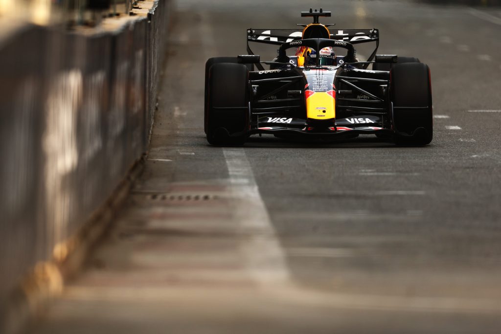 Red Bull vê saldo positivo com atualizações em Baku, mas busca “encontrar velocidade”